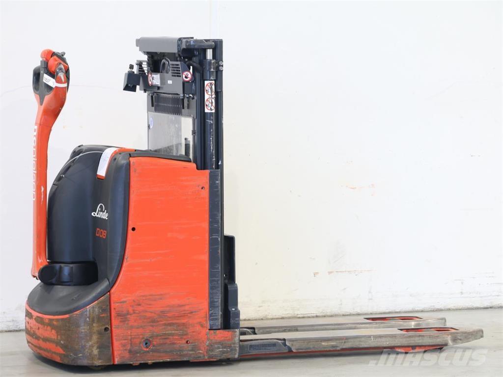 Linde D08/1160 Колички високоповдигачи с теглич