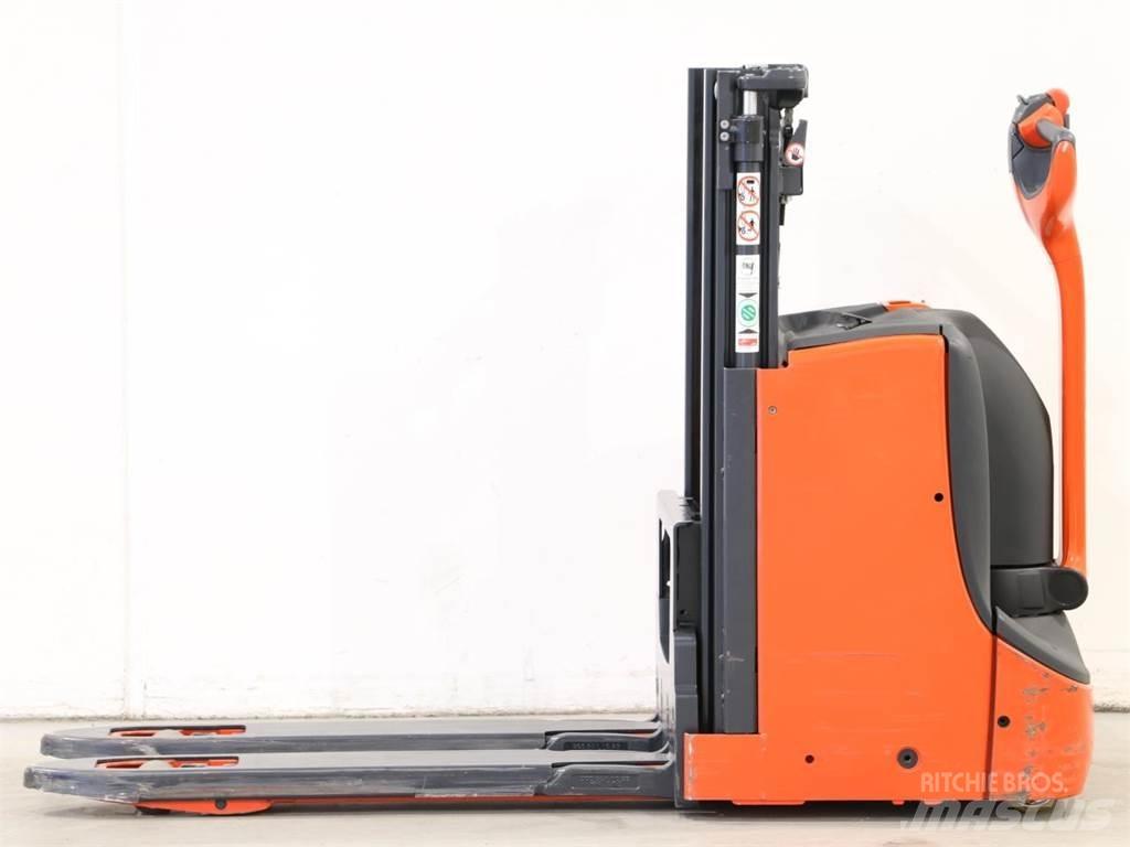 Linde D08/1160 Колички високоповдигачи с теглич