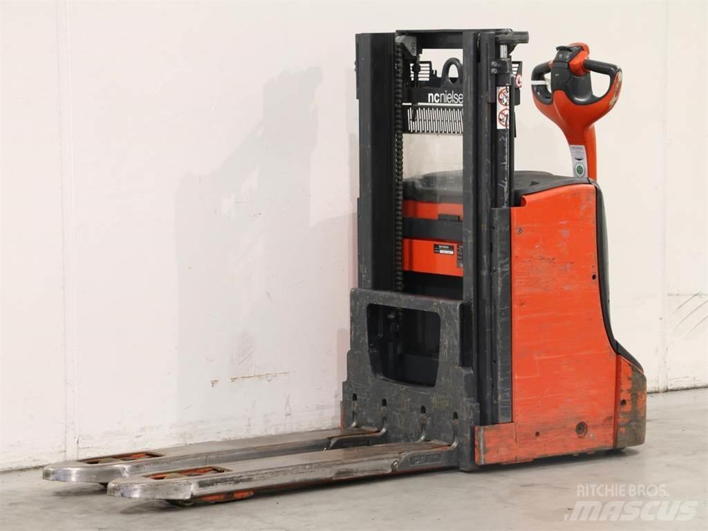 Linde D08/1160 Колички високоповдигачи с теглич