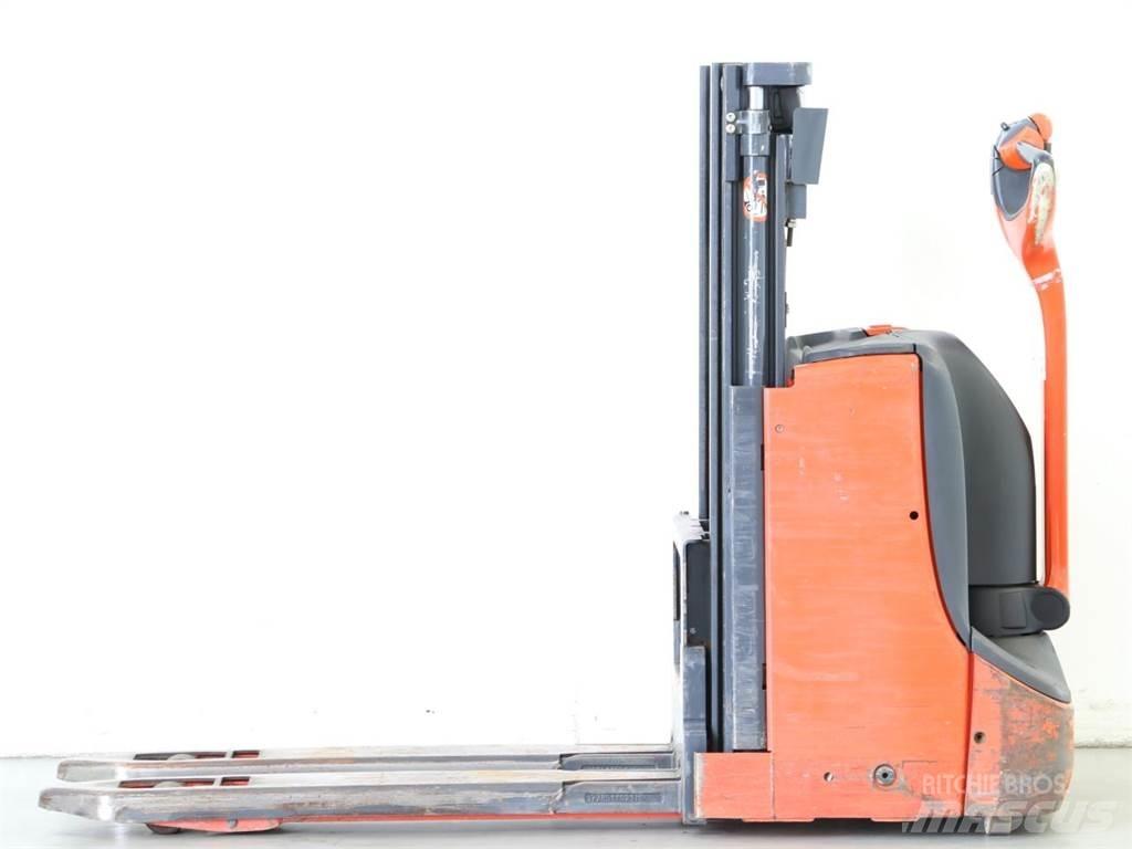 Linde D08/1160-00 Колички високоповдигачи с теглич
