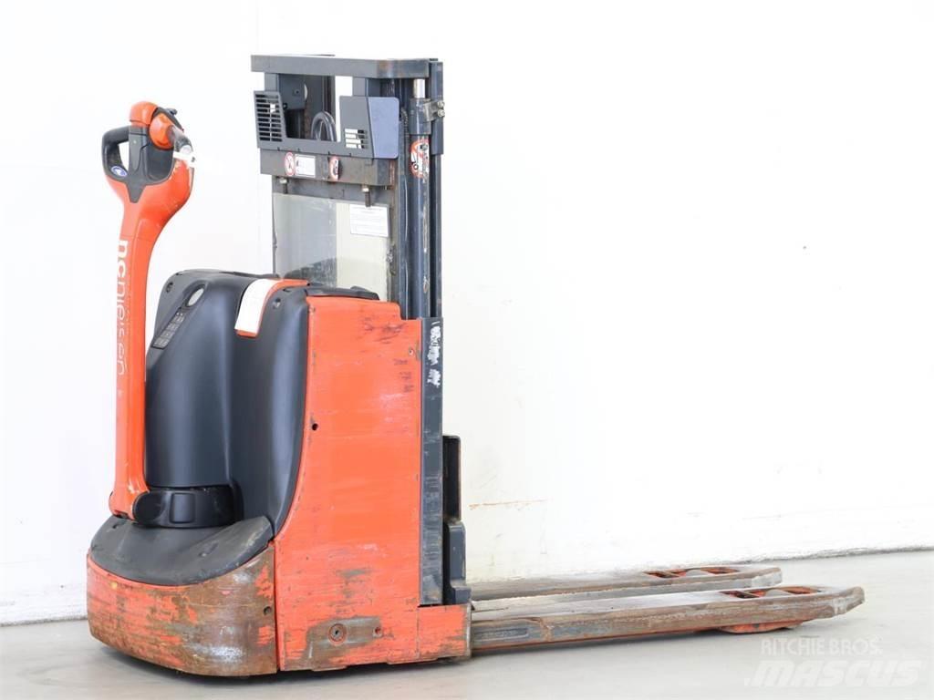 Linde D08/1160-00 Колички високоповдигачи с теглич