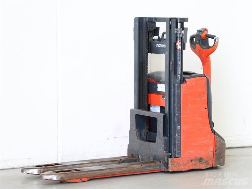 Linde D08/1160-00 Колички високоповдигачи с теглич