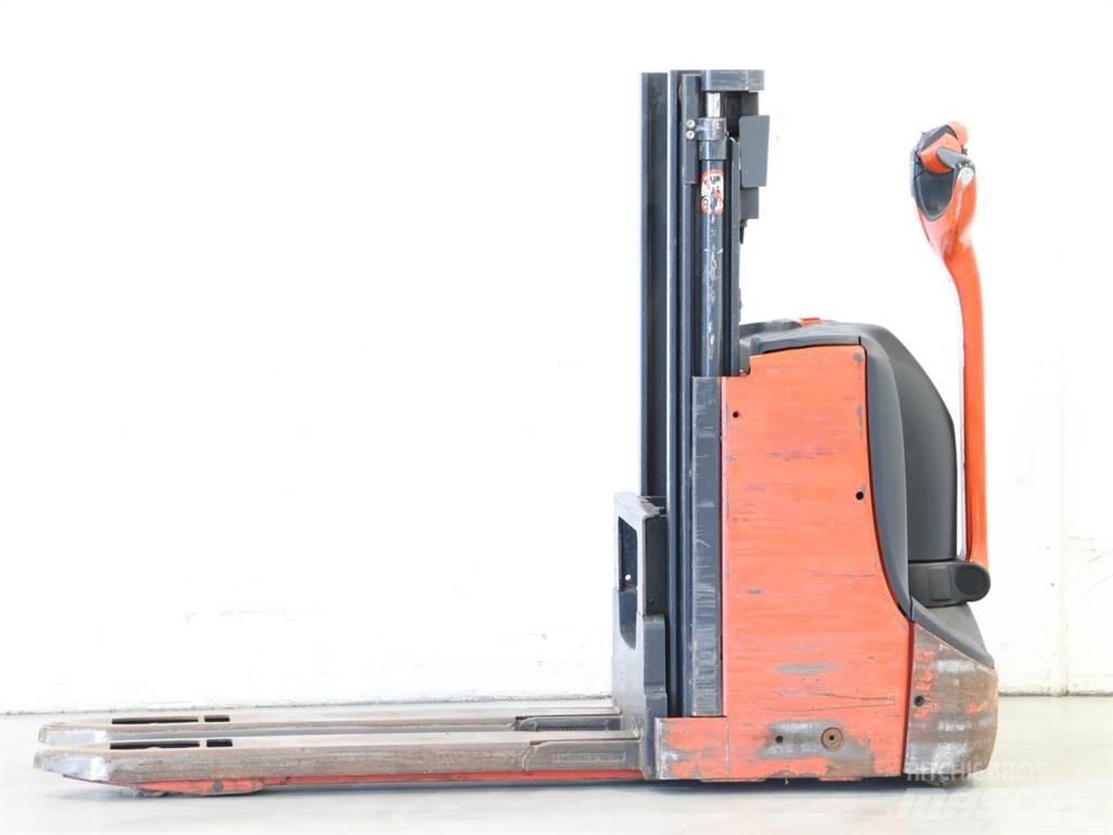 Linde D08/1160-00 Колички високоповдигачи с теглич