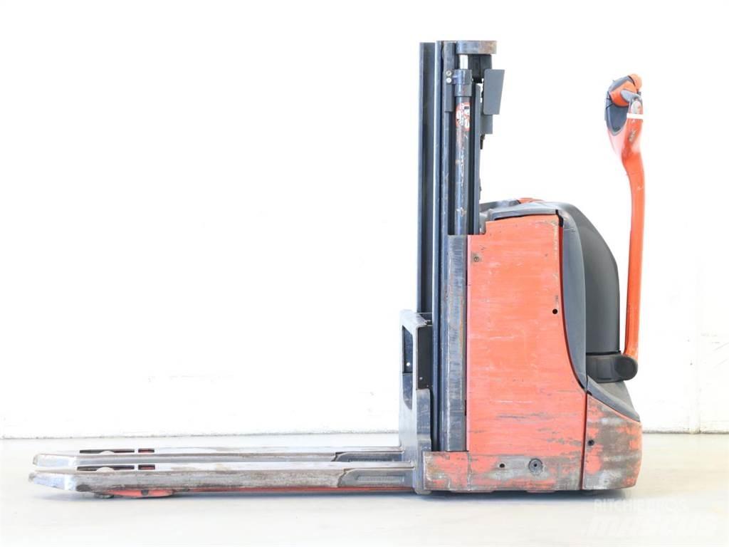 Linde D08/1160-00 Колички високоповдигачи с теглич