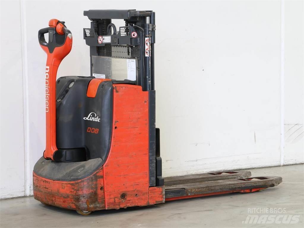 Linde D08/1160-00 Колички високоповдигачи с теглич