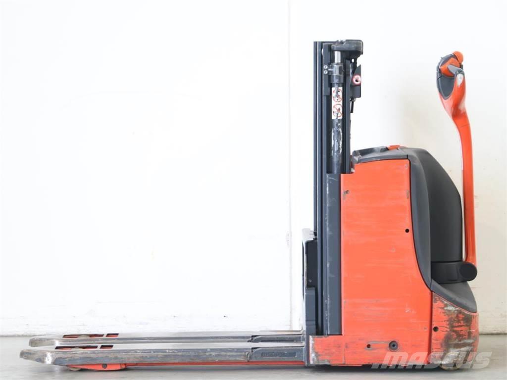 Linde D08/1160-00 Колички високоповдигачи с теглич