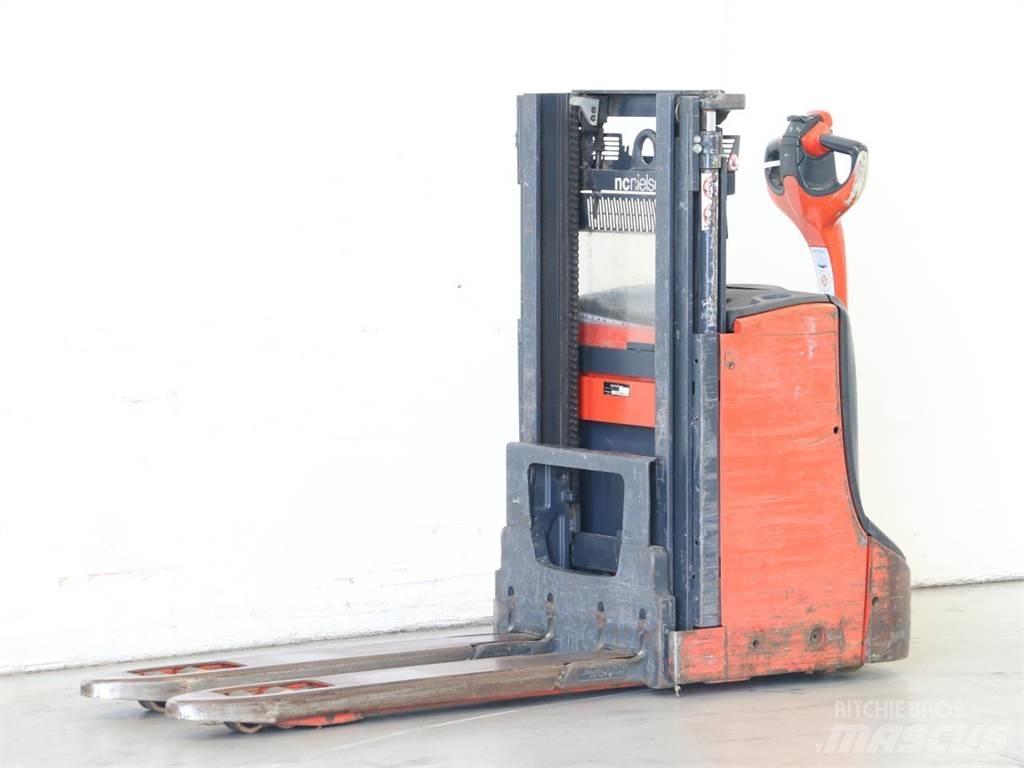 Linde D08/1160-00 Колички високоповдигачи с теглич