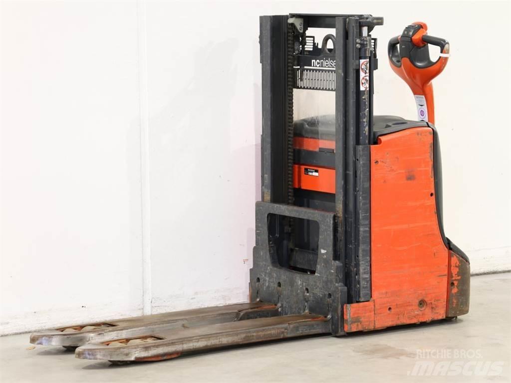 Linde D08/1160-00 Колички високоповдигачи с теглич