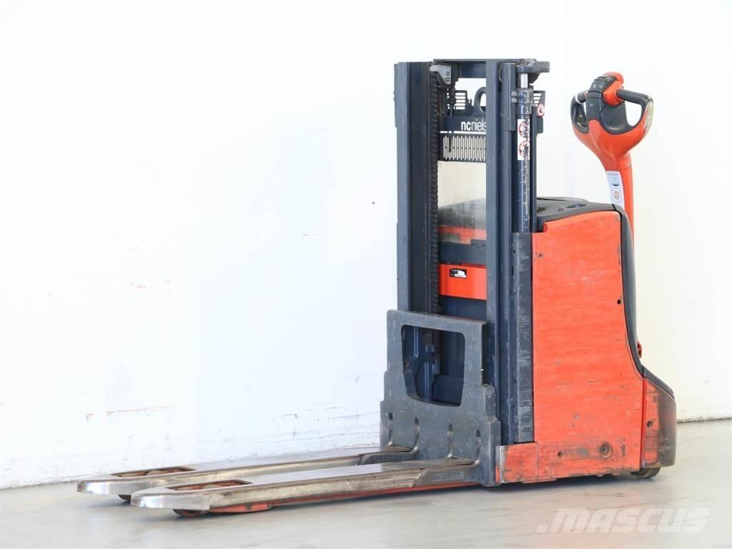Linde D08/1160-00 Колички високоповдигачи с теглич