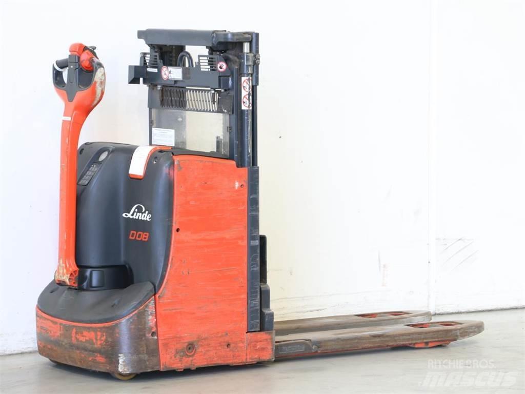 Linde D08/1160-00 Колички високоповдигачи с теглич