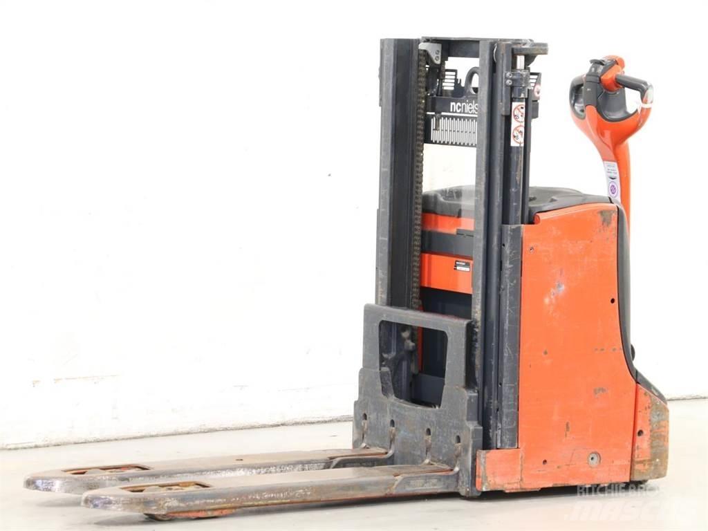 Linde D08/1160-00 Колички високоповдигачи с теглич