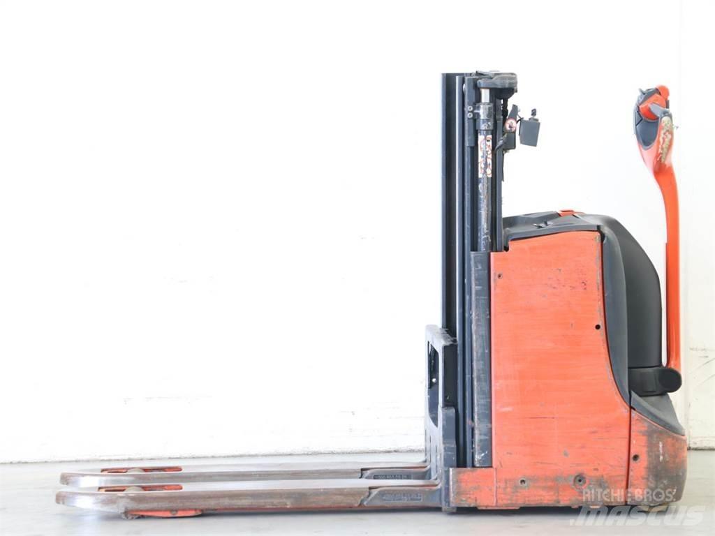 Linde D08/1160-00 Колички високоповдигачи с теглич