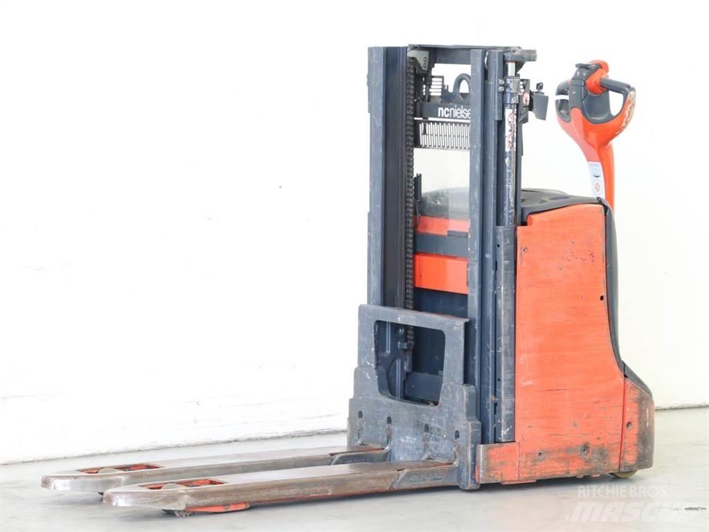 Linde D08/1160-00 Колички високоповдигачи с теглич