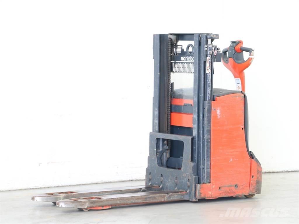 Linde D08/1160-00 Колички високоповдигачи с теглич