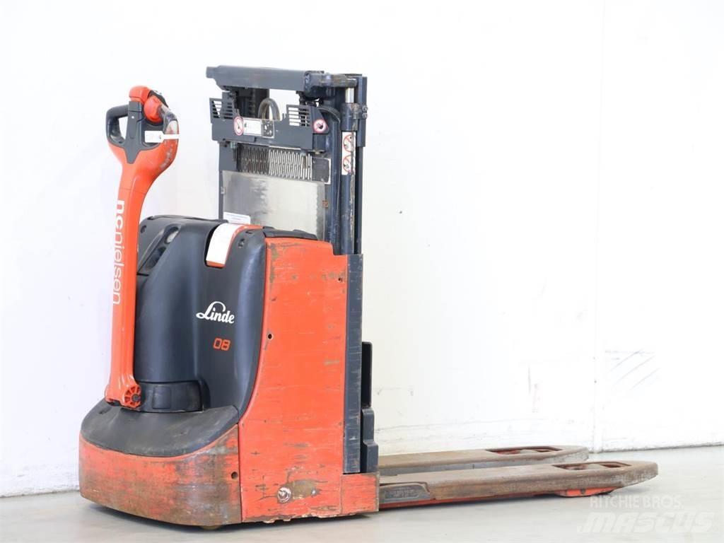 Linde D08/1160-01 Колички високоповдигачи с теглич