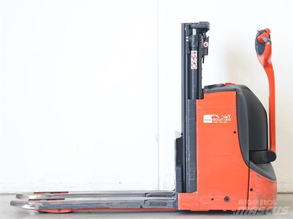 Linde D08/1160-01 Колички високоповдигачи с теглич