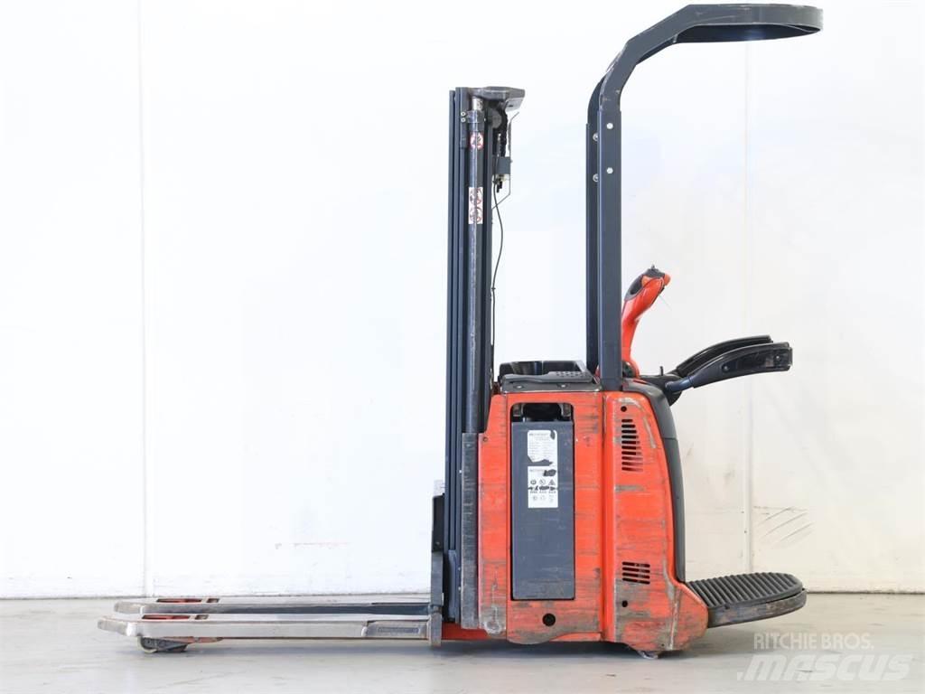 Linde D12AP/133-00 Колички високоповдигачи с теглич