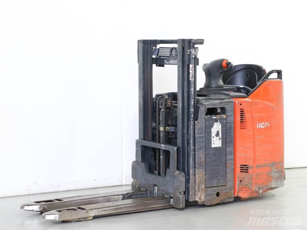 Linde D12HPSP/133 Колички високоповдигачи с теглич