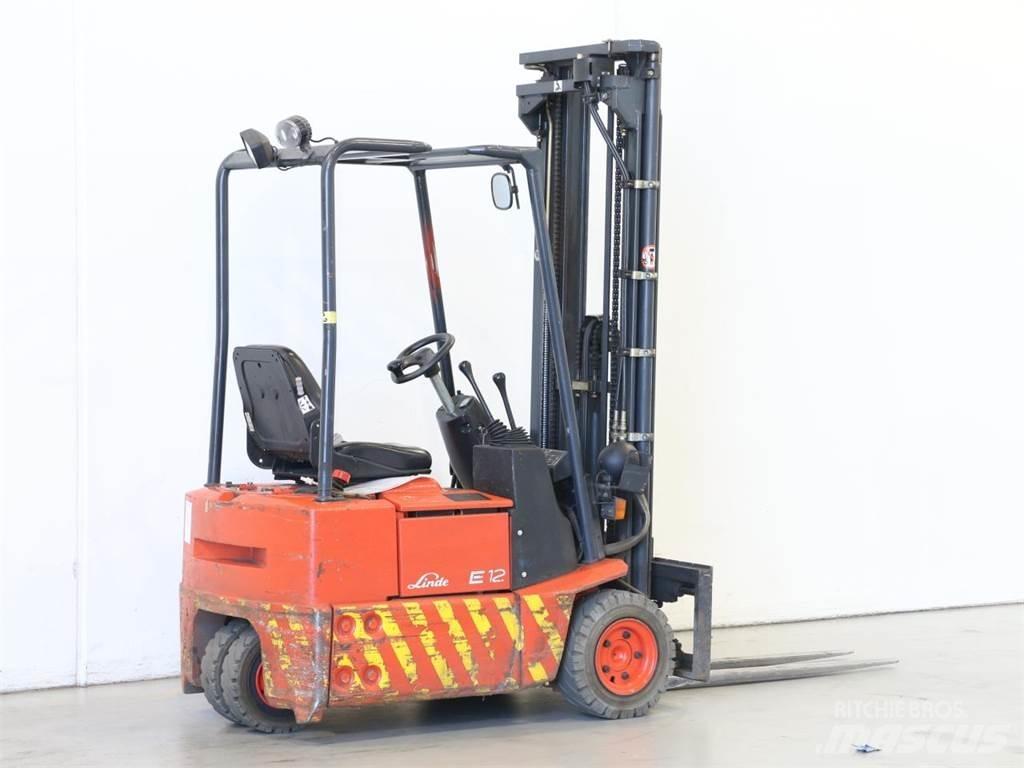 Linde E12/324 Електрически вилични кари-повдигачи