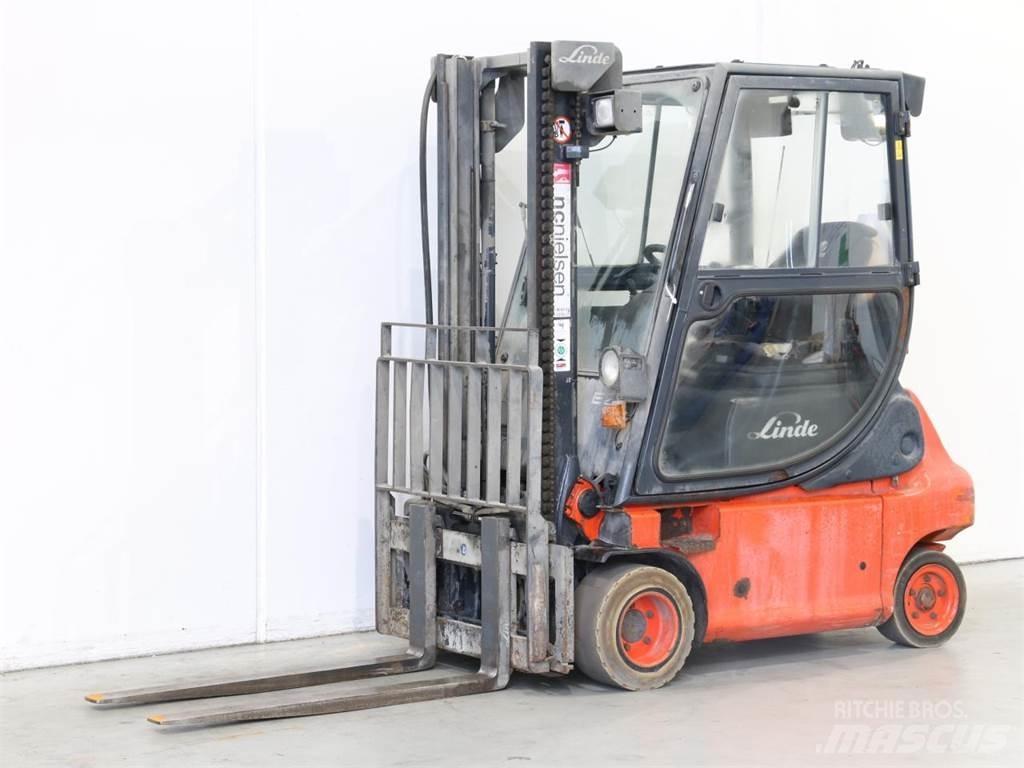 Linde E20P/335-02 Електрически вилични кари-повдигачи