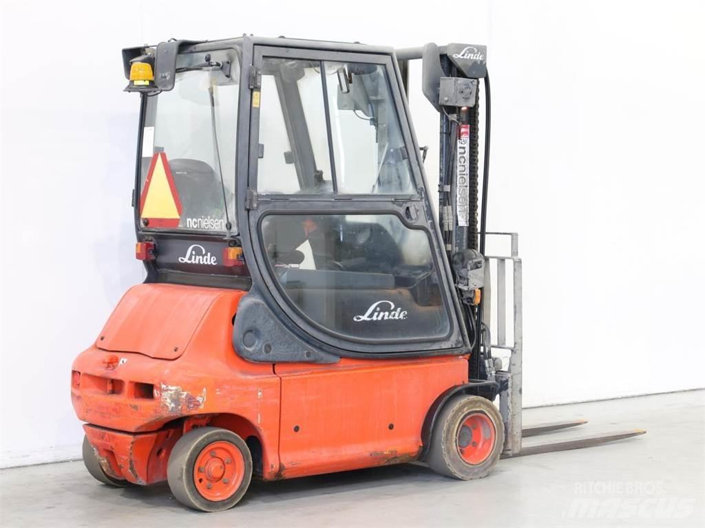 Linde E20P/335-02 Електрически вилични кари-повдигачи