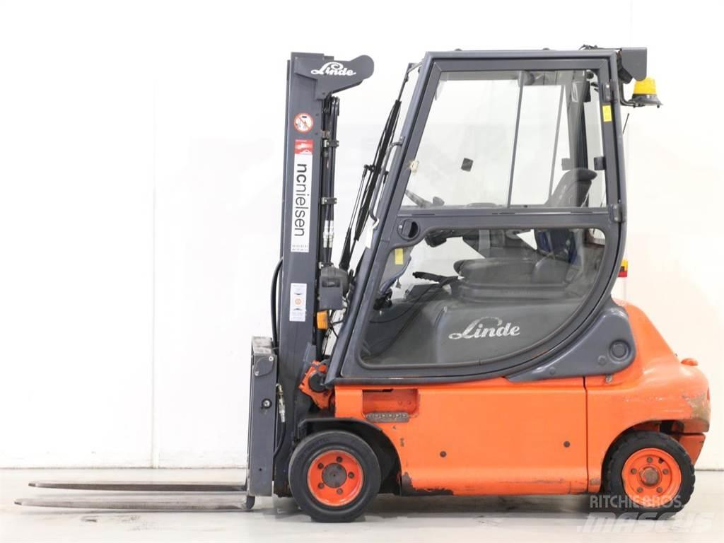 Linde E20P/335-02 Електрически вилични кари-повдигачи