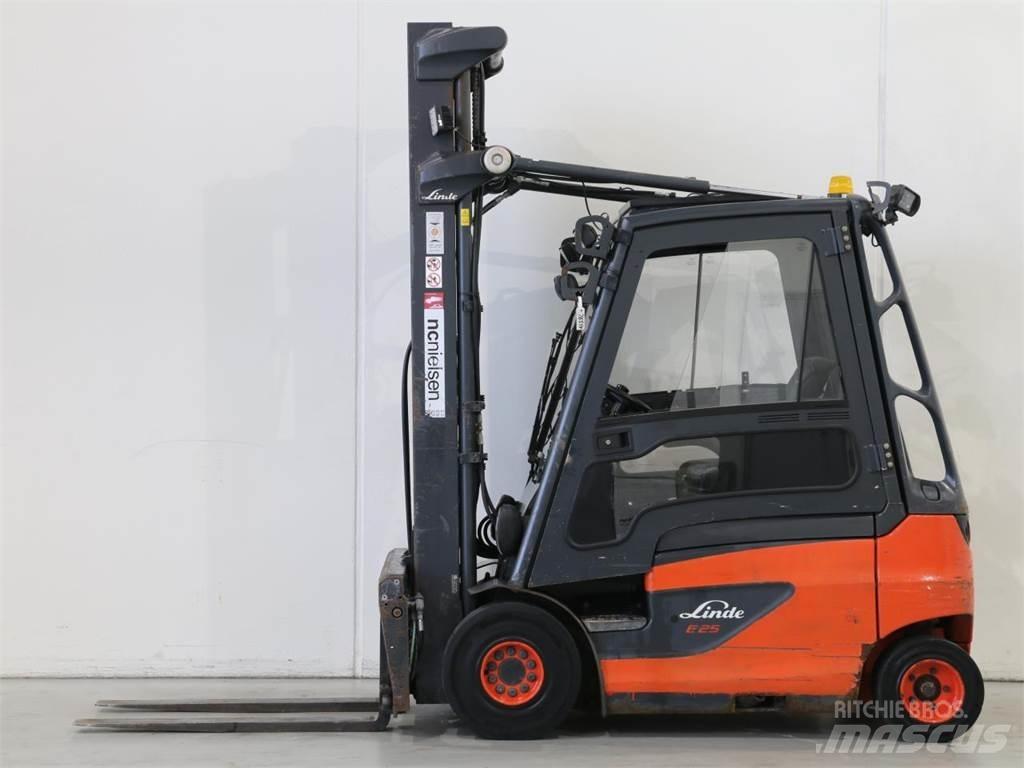 Linde E25/387-01 Електрически вилични кари-повдигачи