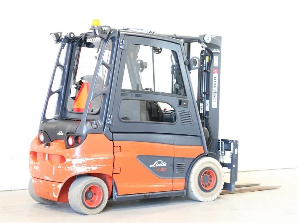 Linde E30/387 Електрически вилични кари-повдигачи
