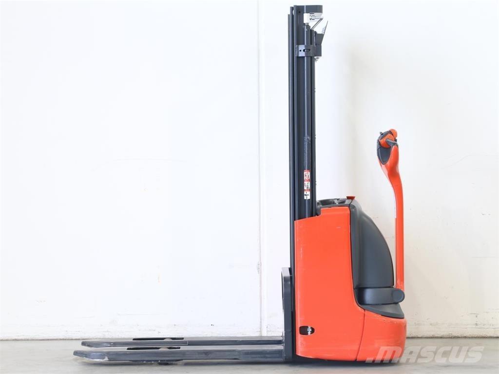 Linde L10/1172 Колички високоповдигачи с теглич