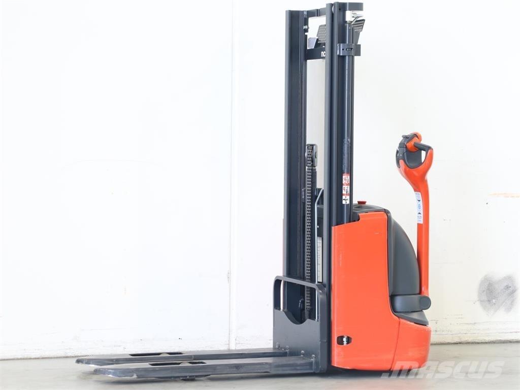 Linde L10/1172 Колички високоповдигачи с теглич