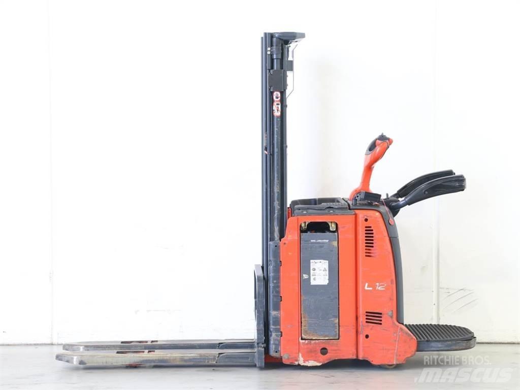 Linde L12AP/133 Колички високоповдигачи с теглич