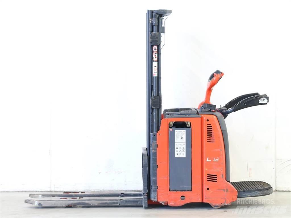 Linde L12AP/133 Колички високоповдигачи с теглич