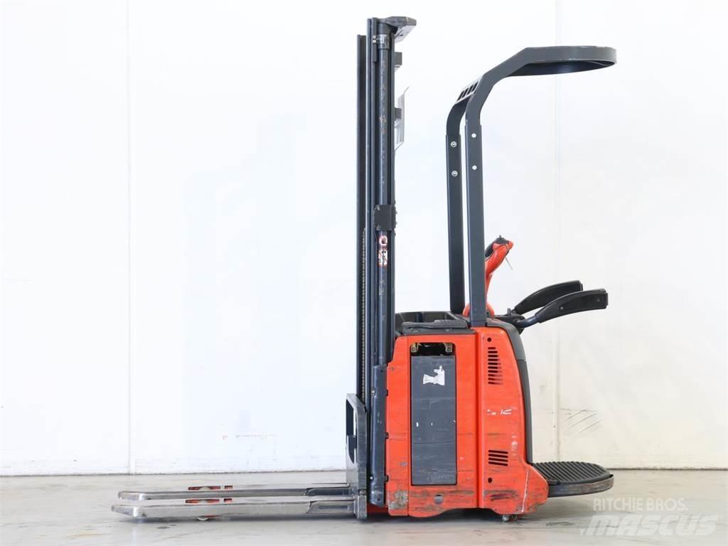 Linde L12AP/133-00 Колички високоповдигачи с теглич