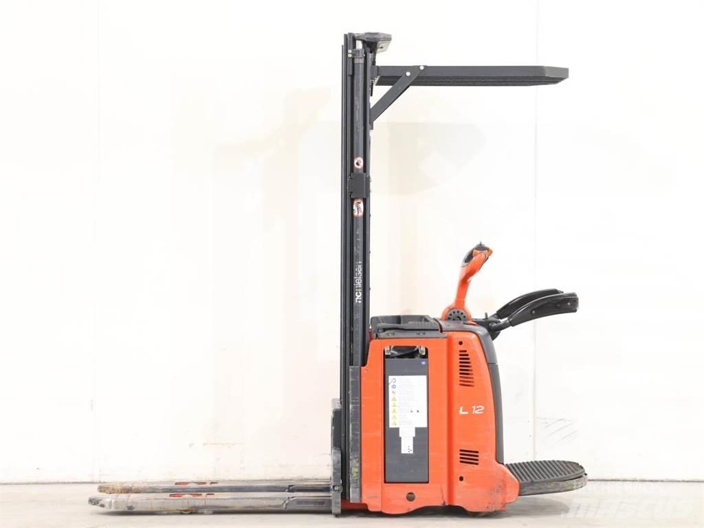 Linde L12AP/133-00 Колички високоповдигачи с теглич