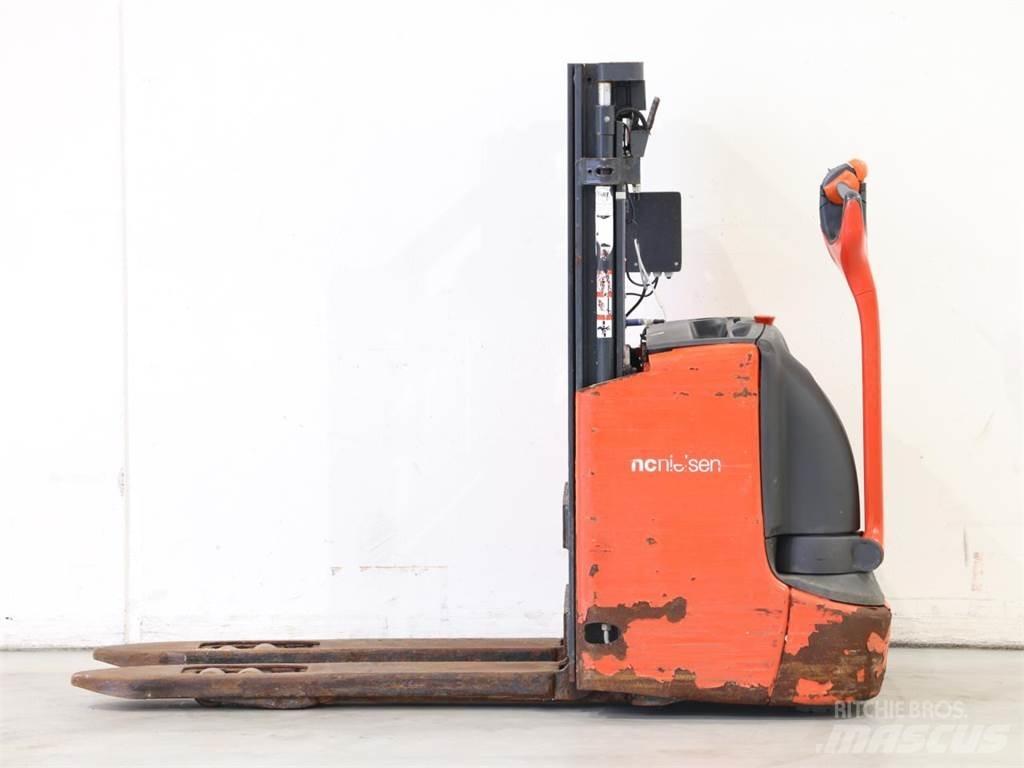 Linde L12I/1172 Колички високоповдигачи с теглич