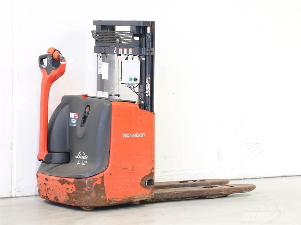 Linde L12I/1172 Колички високоповдигачи с теглич