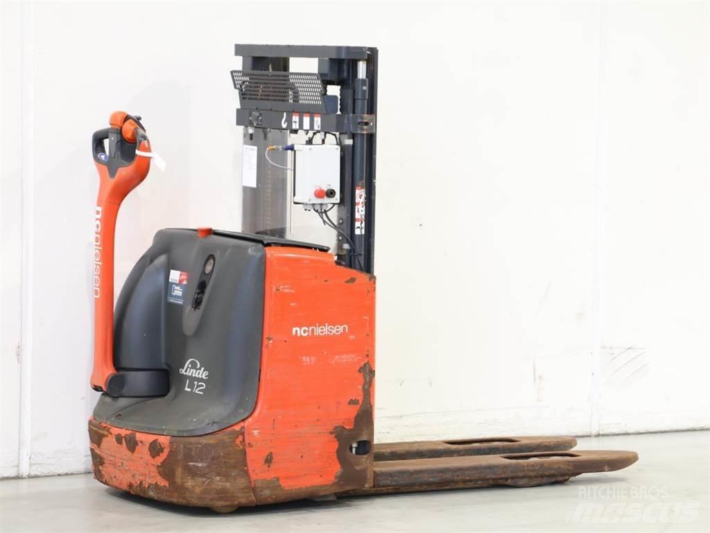 Linde L12I/1172 Колички високоповдигачи с теглич