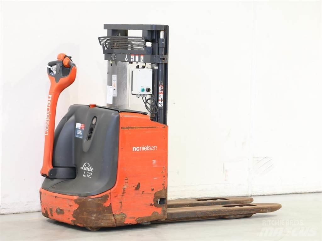 Linde L12I/1172 Колички високоповдигачи с теглич
