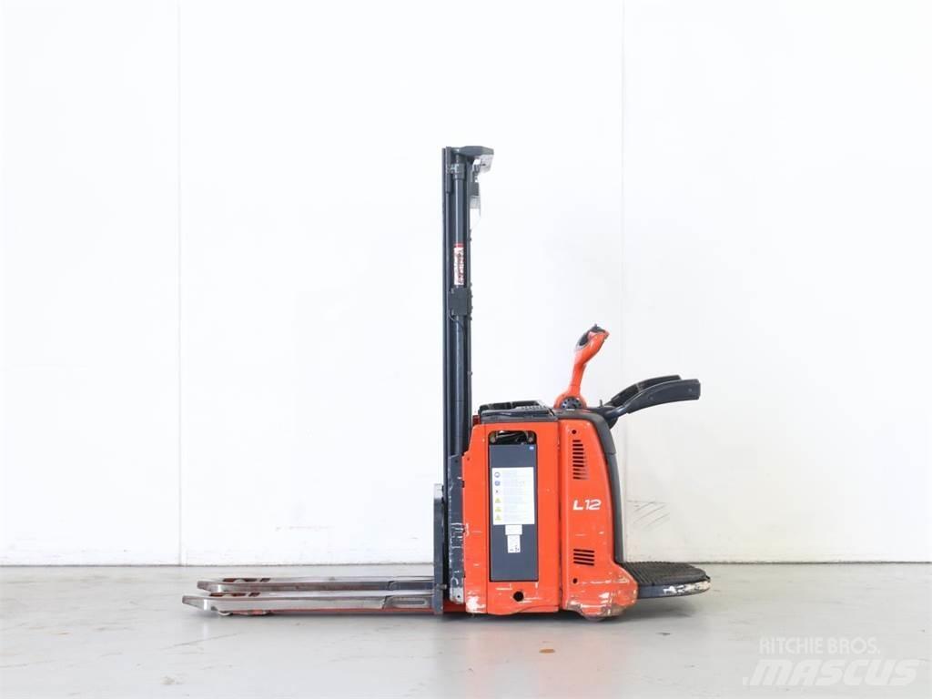Linde L12LAP/133 Колички високоповдигачи с теглич