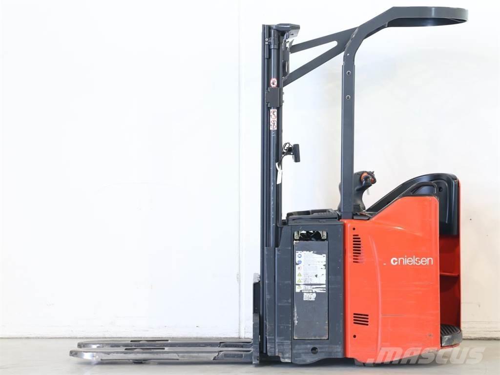 Linde L12SP/133-07 Колички високоповдигачи с теглич
