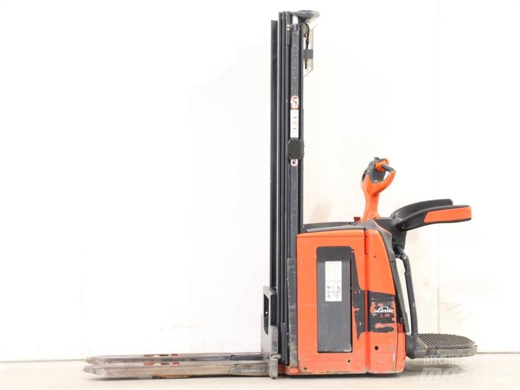 Linde L14AP/1173 Колички високоповдигачи с теглич