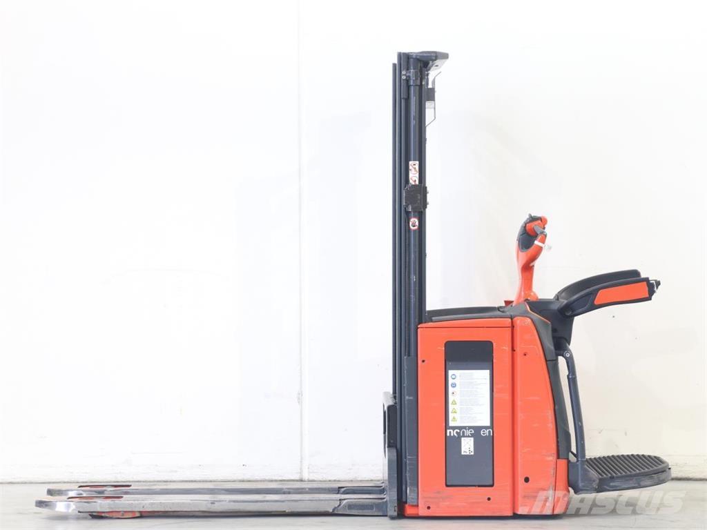 Linde L14AP/1173-00 Колички високоповдигачи с теглич