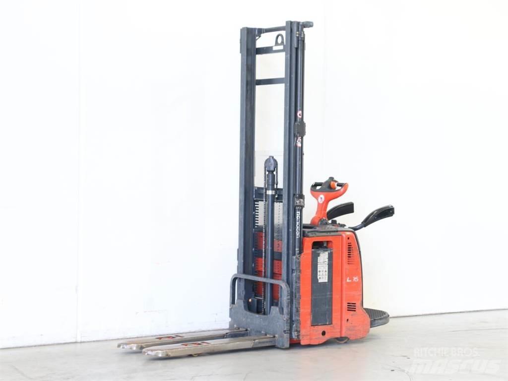 Linde L14AP/133 Колички високоповдигачи с теглич