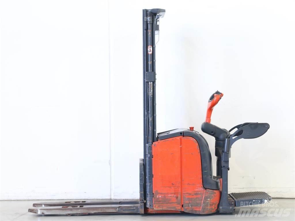 Linde L14API/372 Колички високоповдигачи с теглич