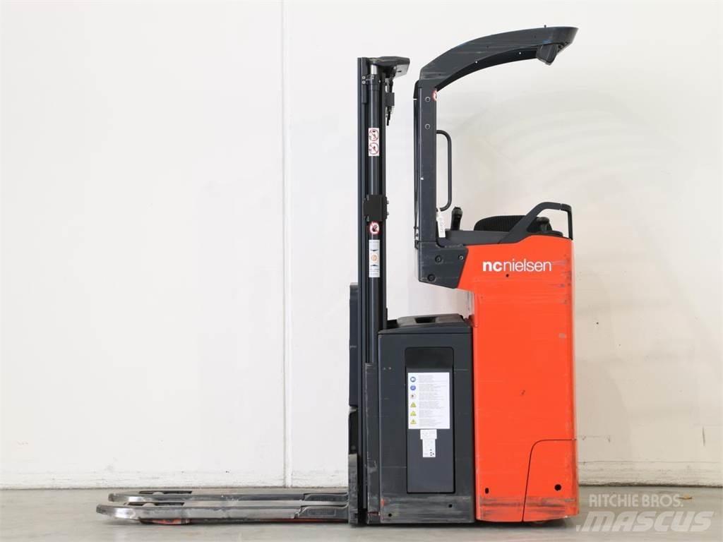 Linde L14R/1174-00 Колички високоповдигачи с теглич