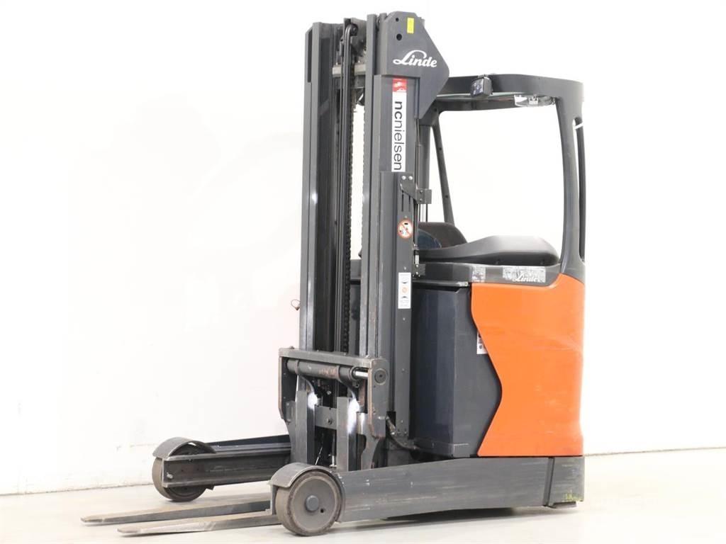 Linde R16/1120 Ретрак/ Високоповдигач с изместване на вилката напред