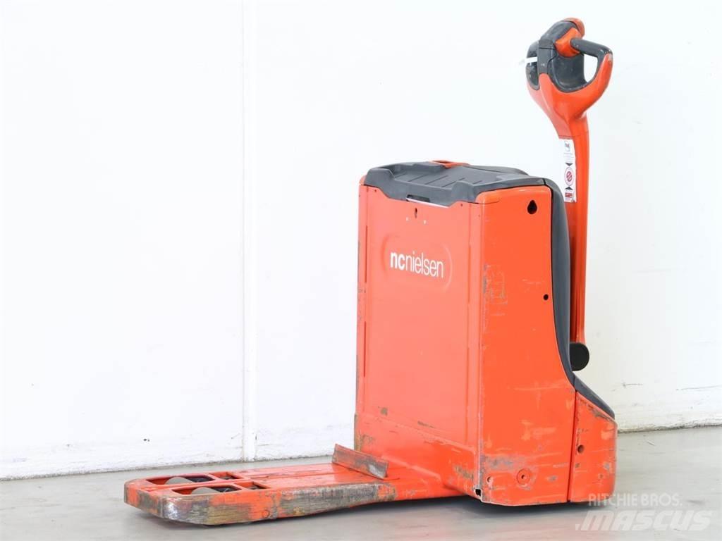Linde T16/1152 Колички високоповдигачи с теглич