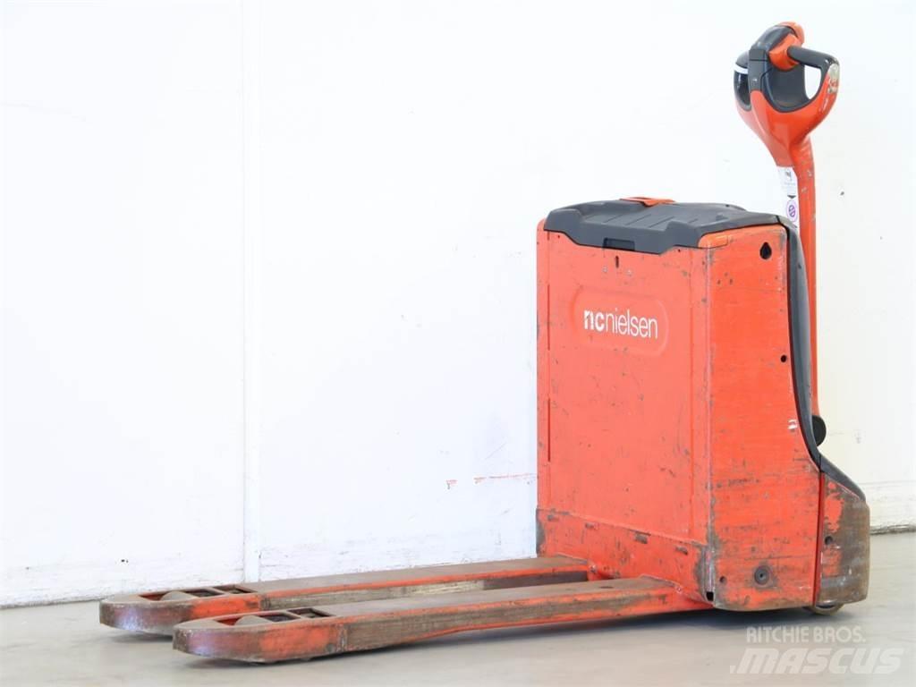 Linde T16/1152 Колички високоповдигачи с теглич