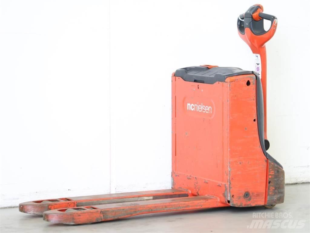 Linde T16/1152 Колички високоповдигачи с теглич