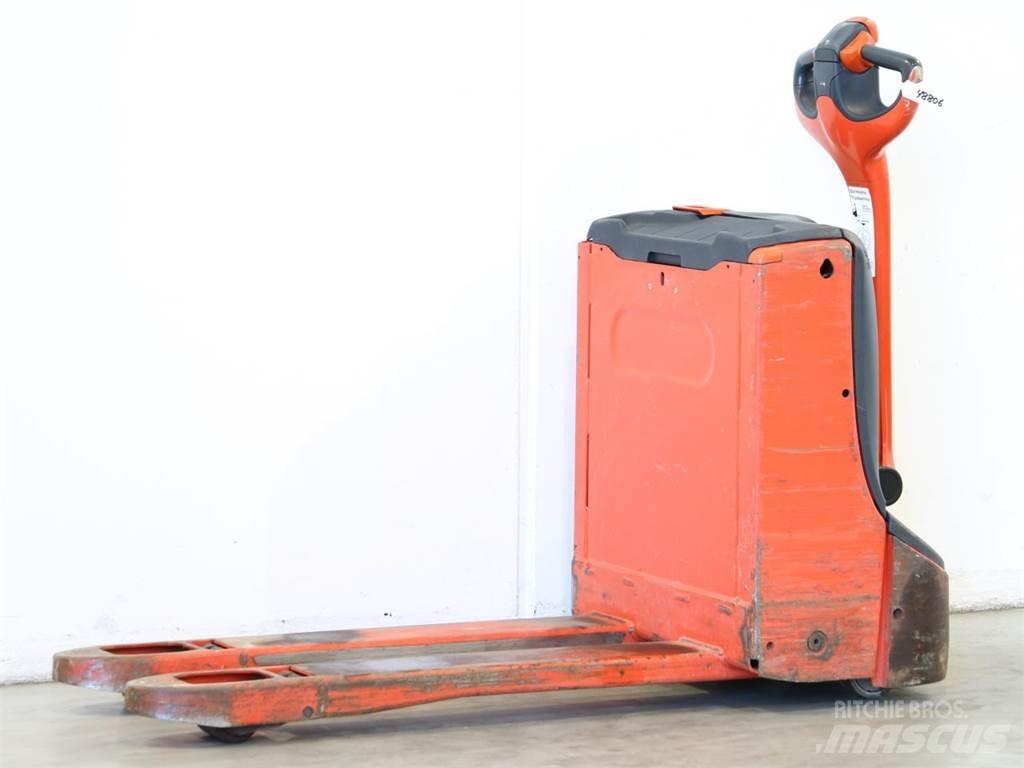 Linde T16/1152 Колички високоповдигачи с теглич